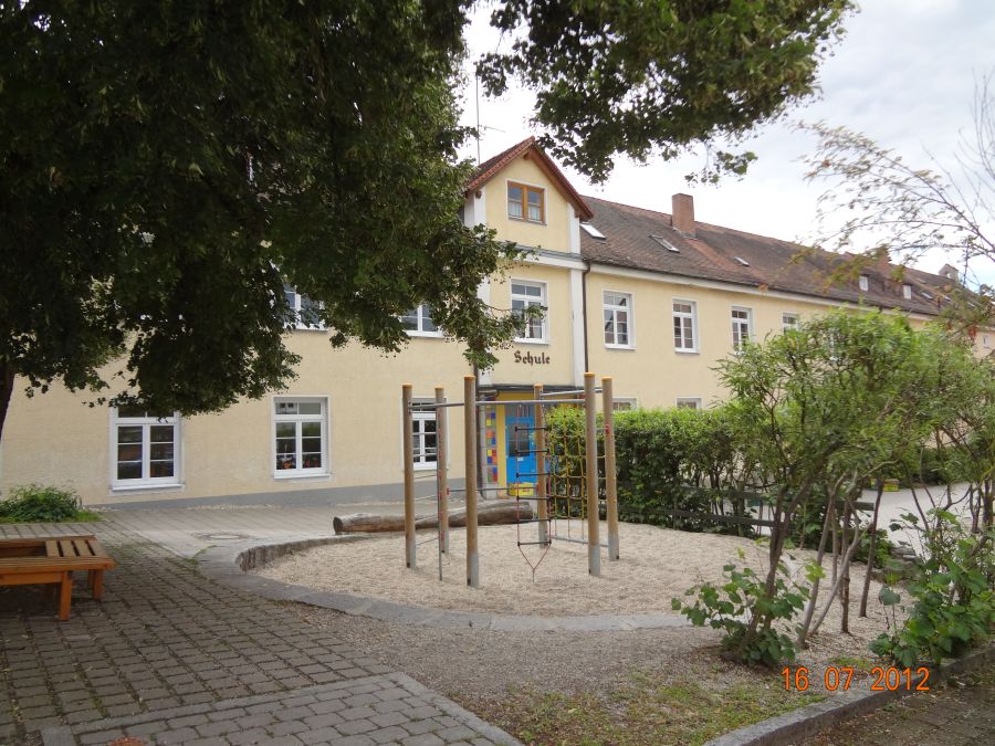 Schulegebaeude Bogen